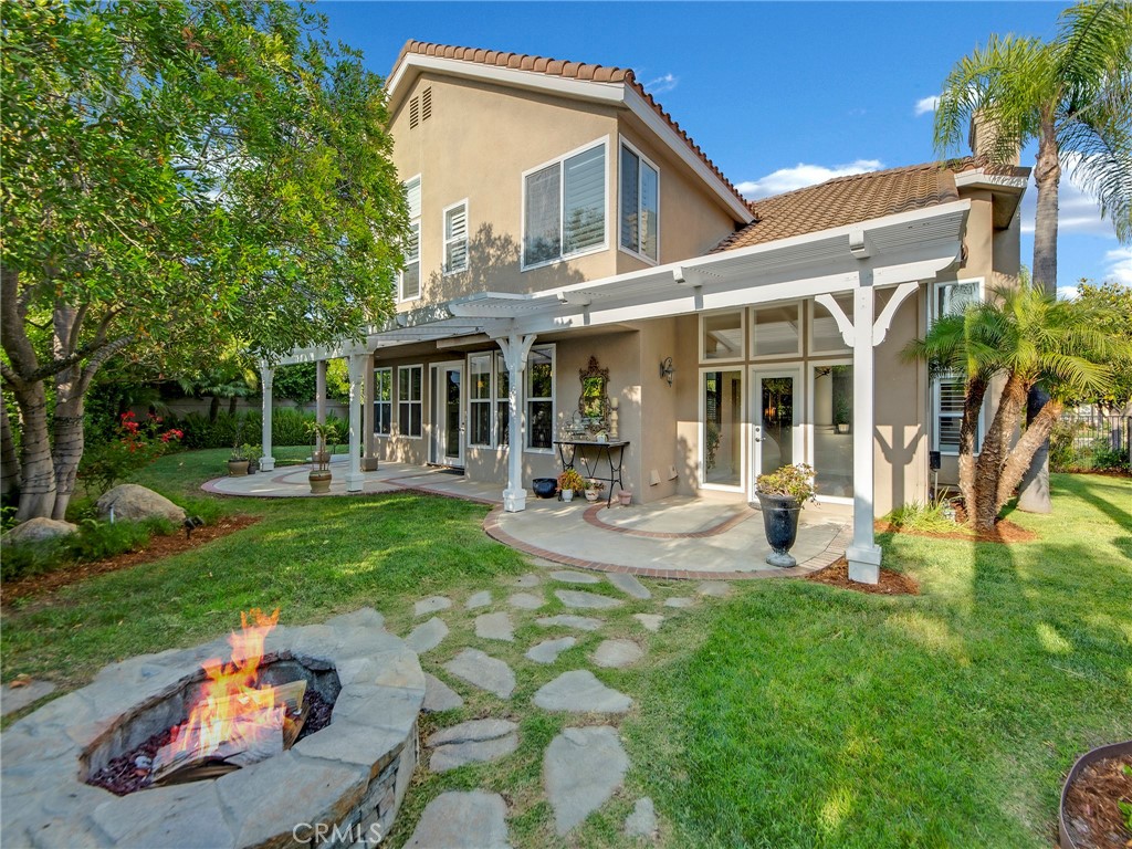 125 Heath Meadow Place