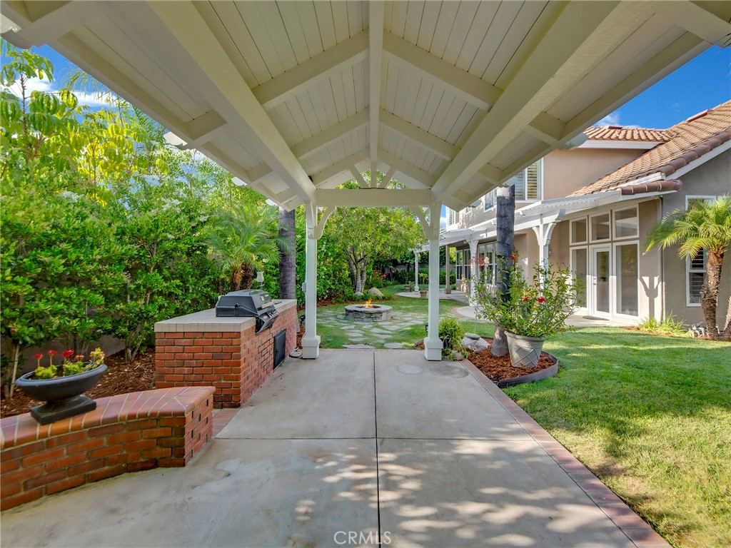 125 Heath Meadow Place