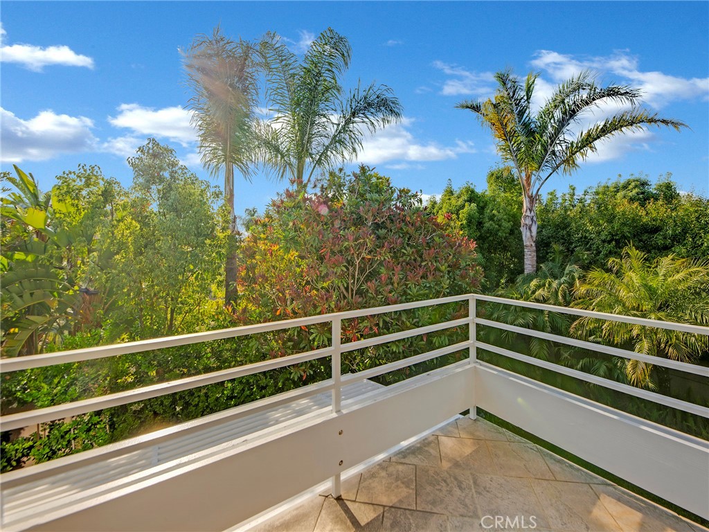 125 Heath Meadow Place