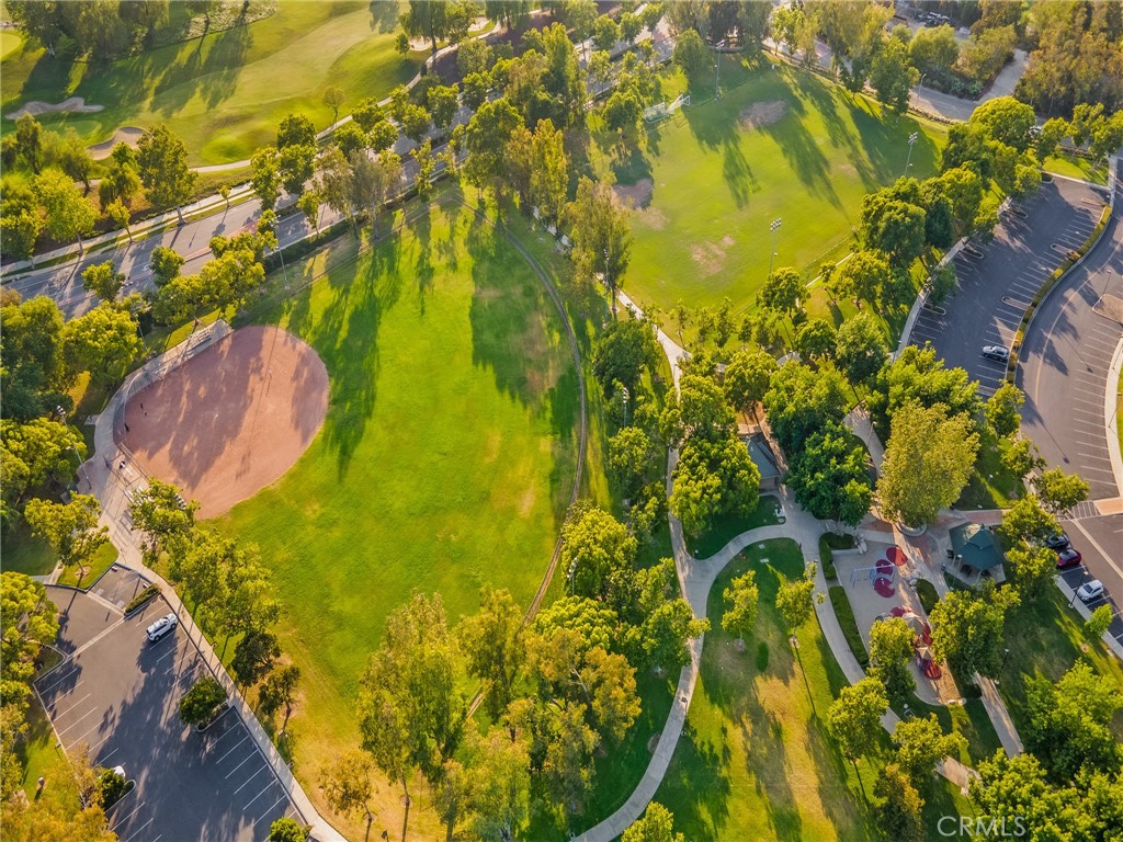 125 Heath Meadow Place