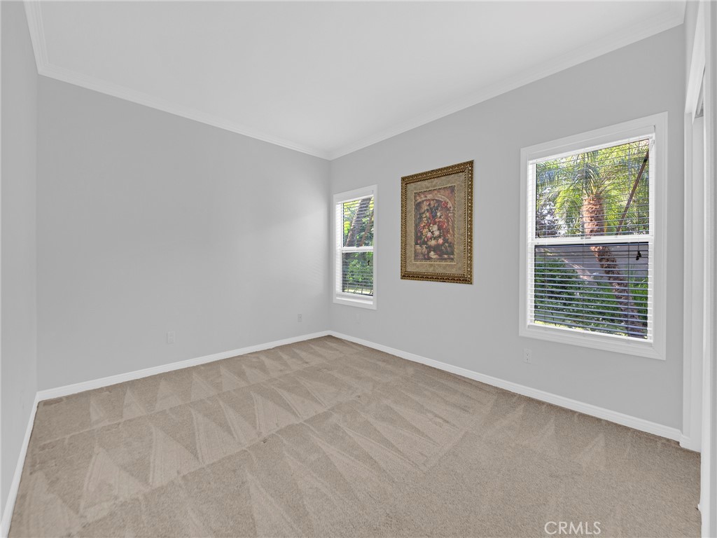 125 Heath Meadow Place