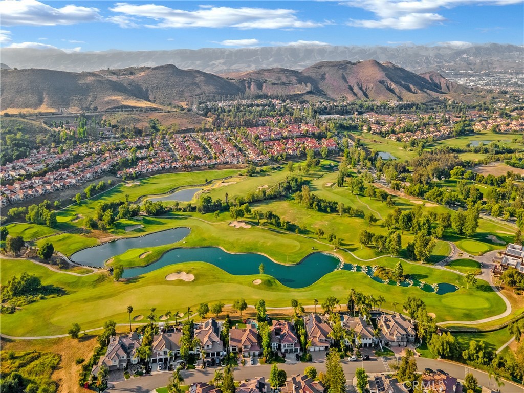 125 Heath Meadow Place