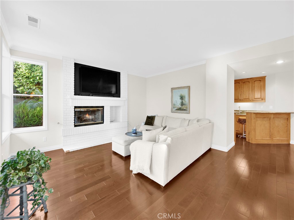 125 Heath Meadow Place