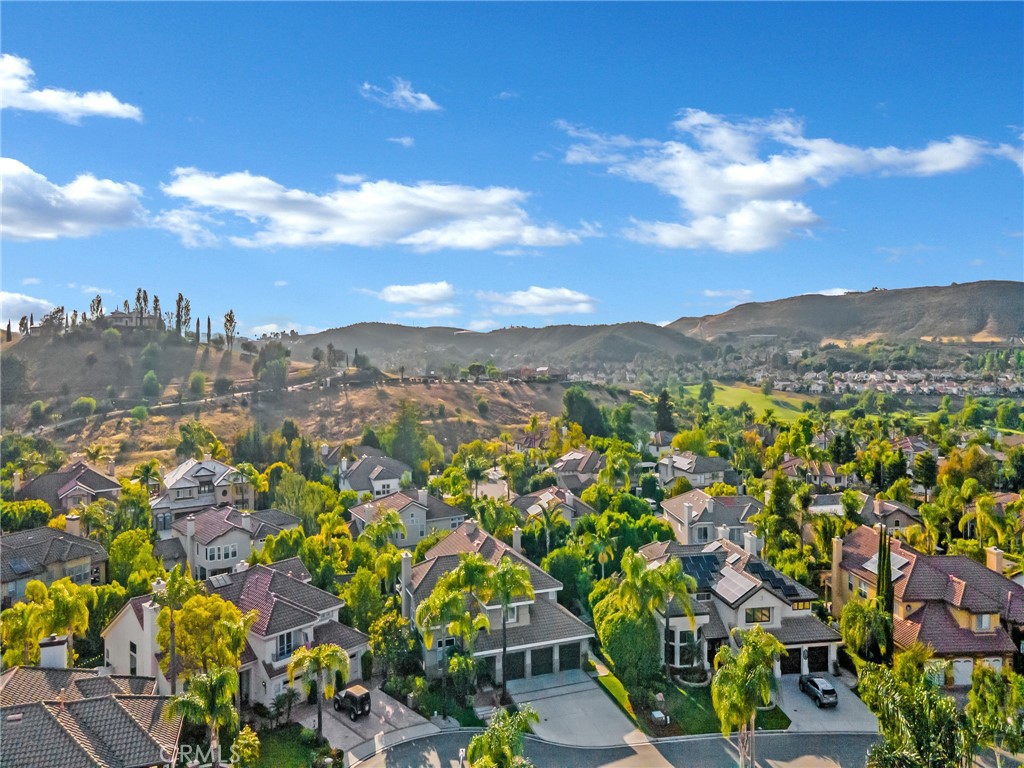 125 Heath Meadow Place