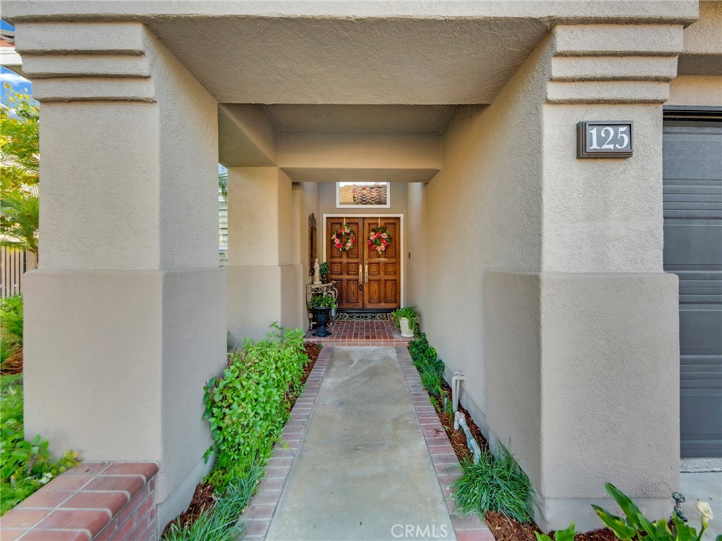 125 Heath Meadow Place