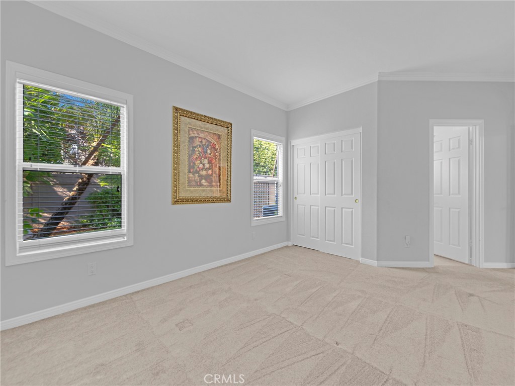 125 Heath Meadow Place
