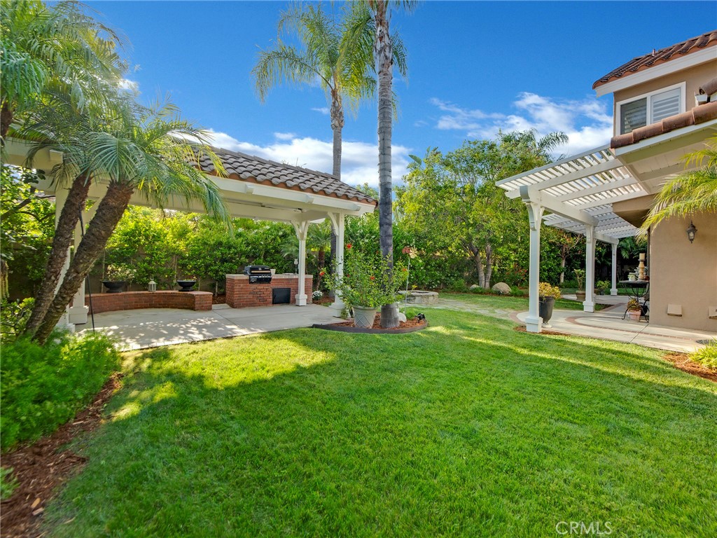 125 Heath Meadow Place