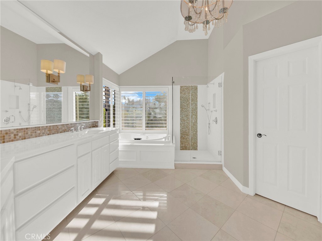 125 Heath Meadow Place