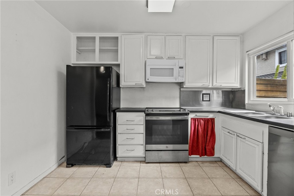 3452 Lockwood Court 24