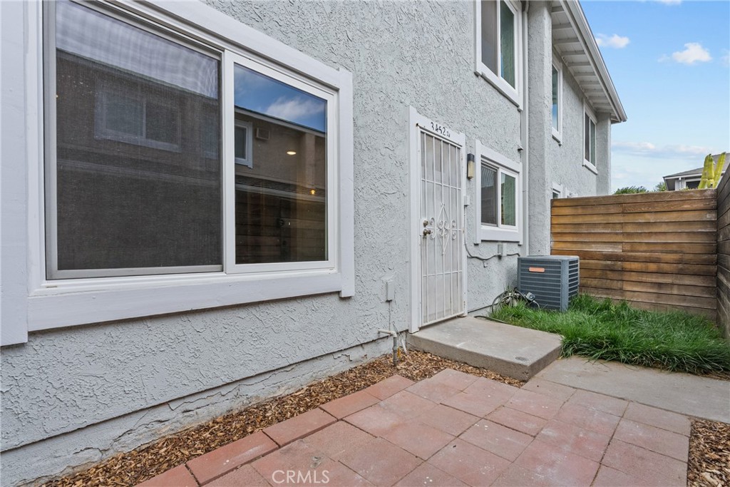 3452 Lockwood Court 24
