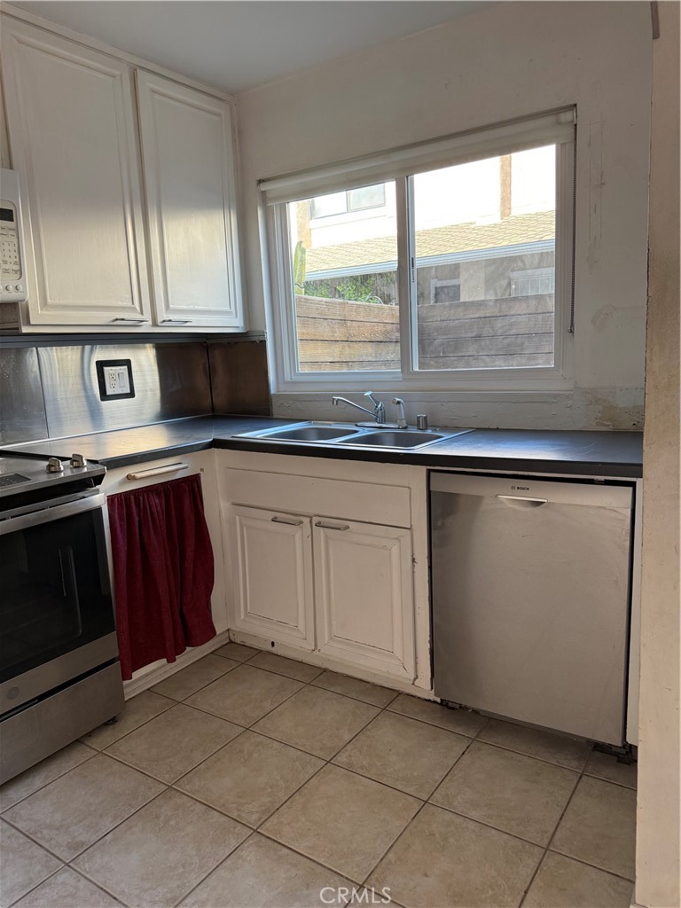 3452 Lockwood Court 24