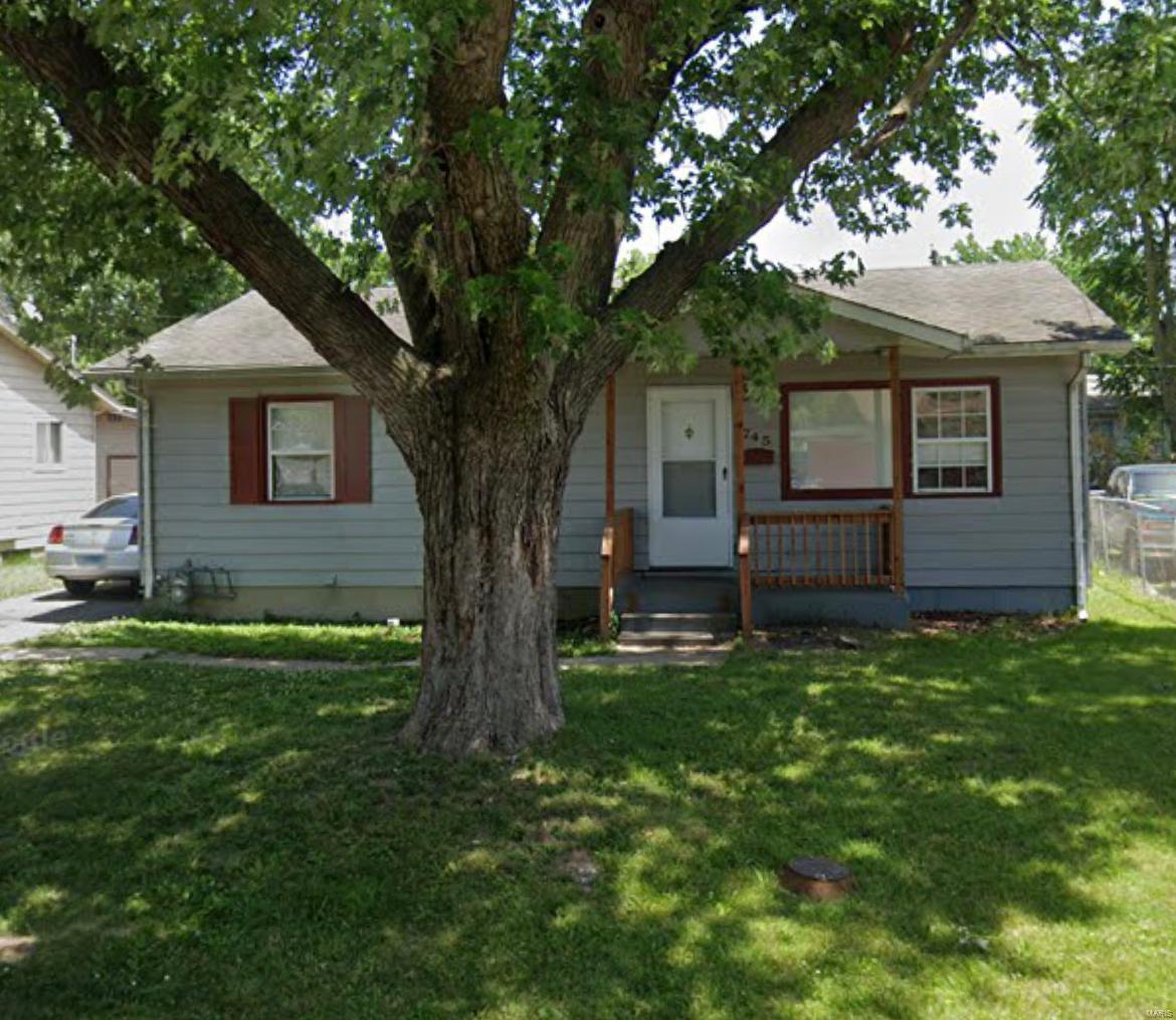 745 Saint Nicholas Drive