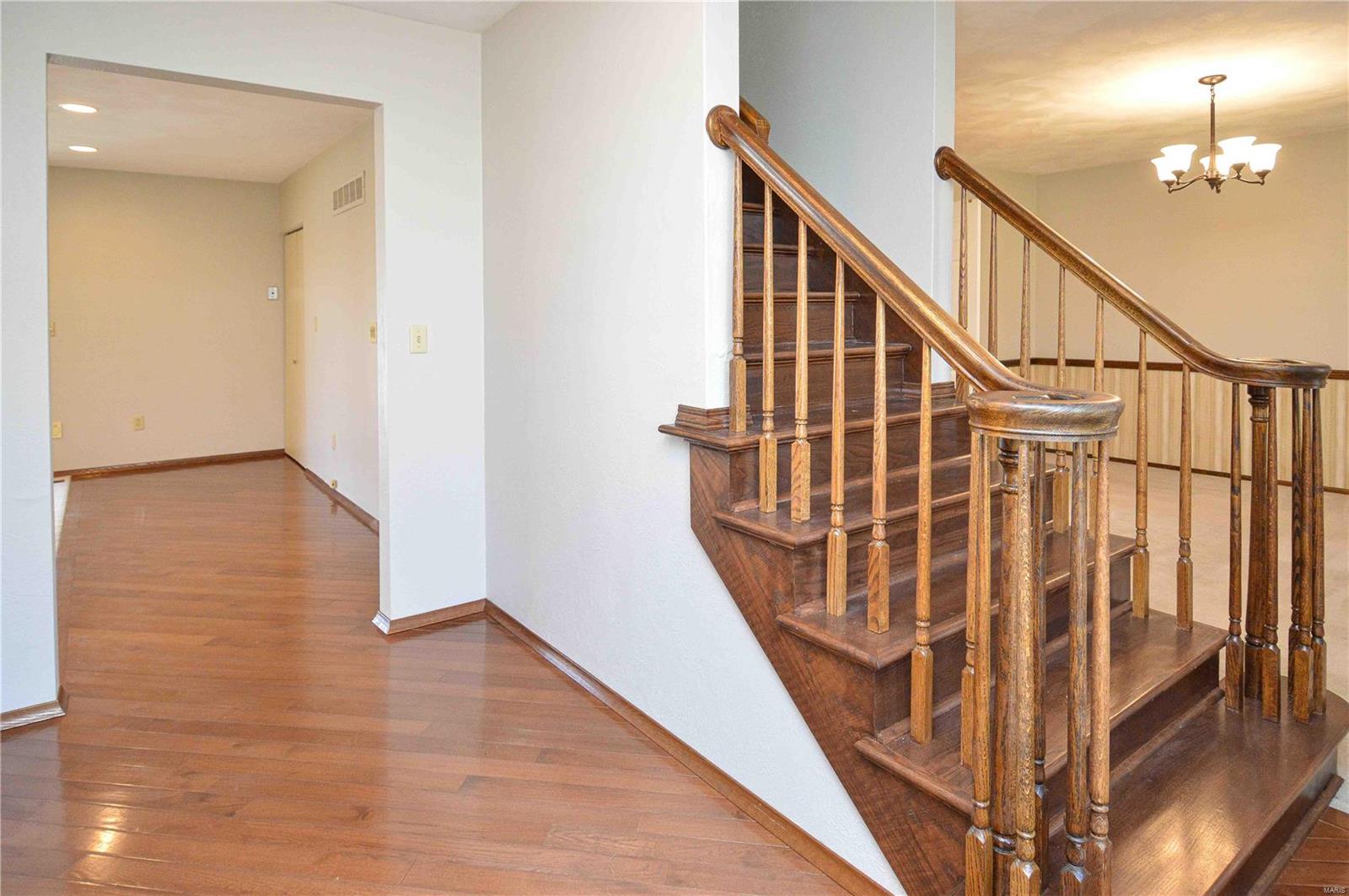 814 W Lakeshore Drive