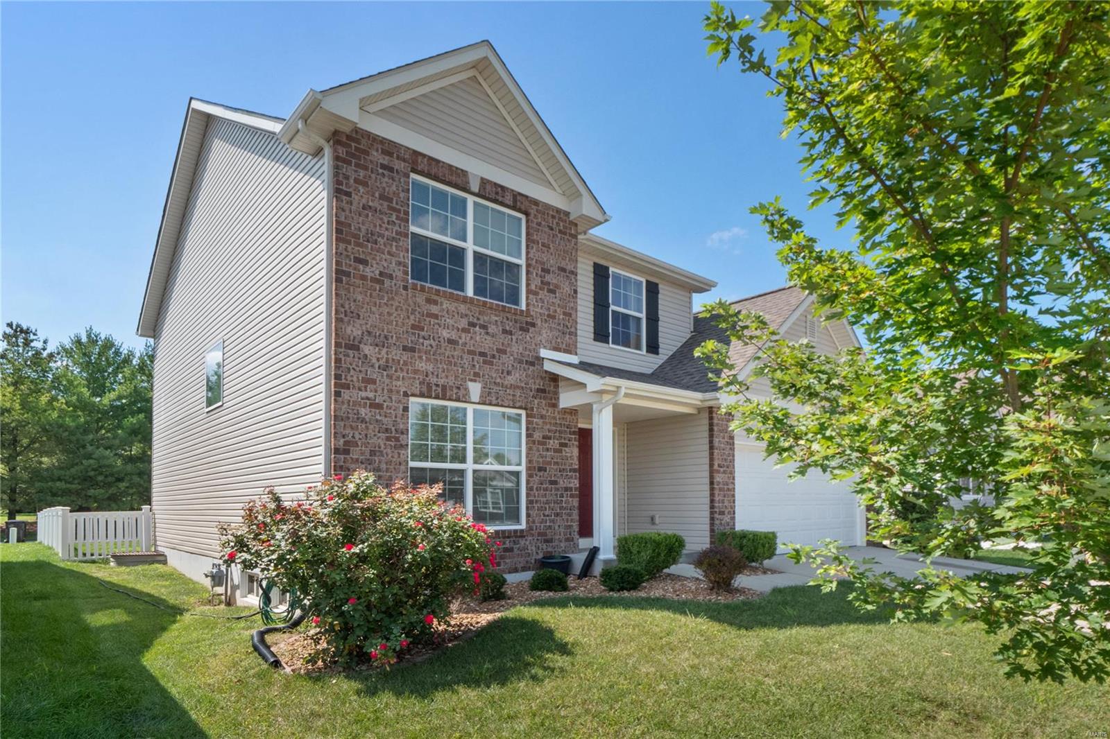 1909 Plantation Lane