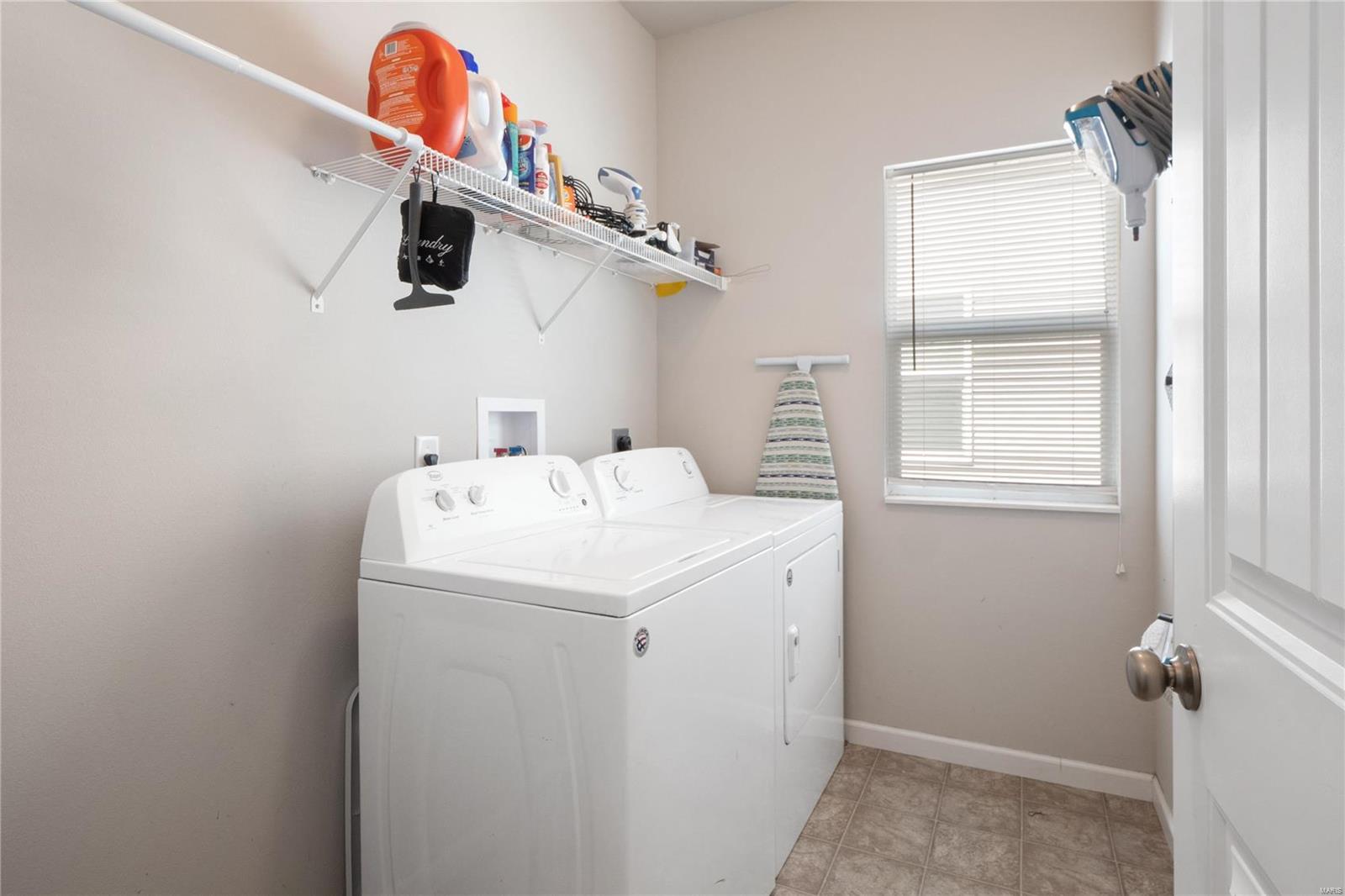 1909 Plantation Lane