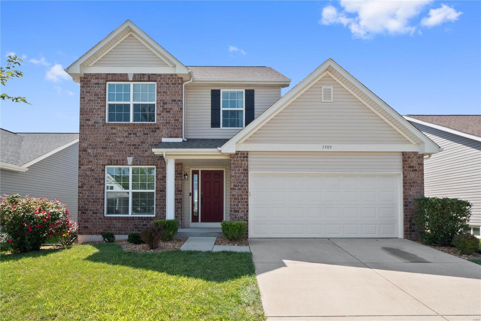 1909 Plantation Lane