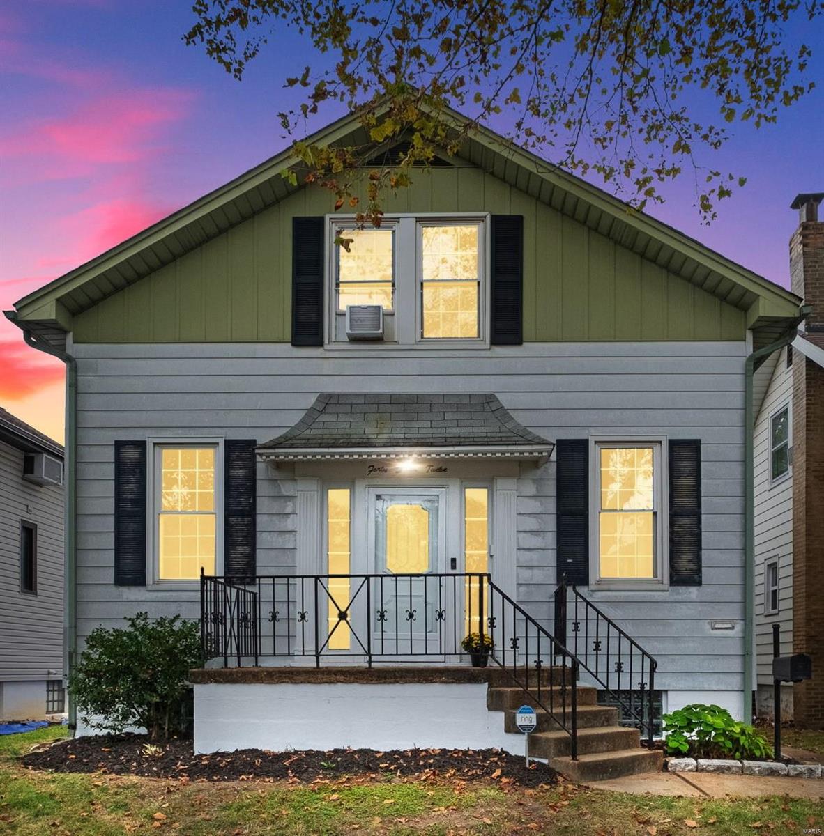 4712 Alexander Street