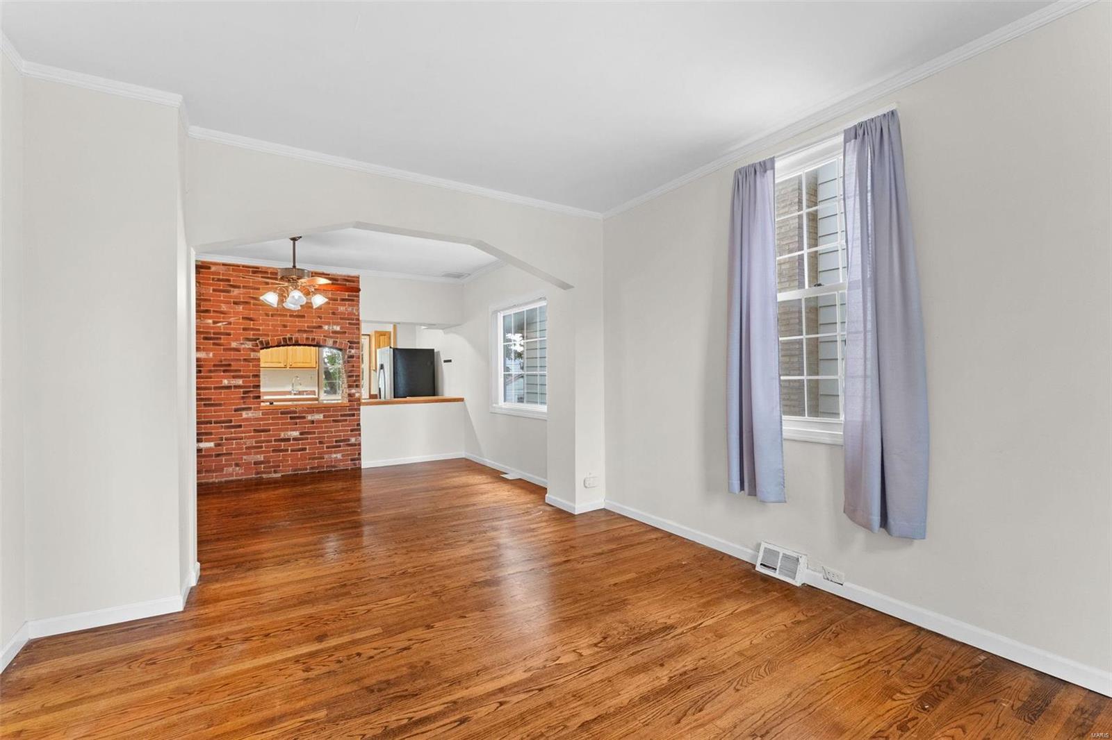 4712 Alexander Street