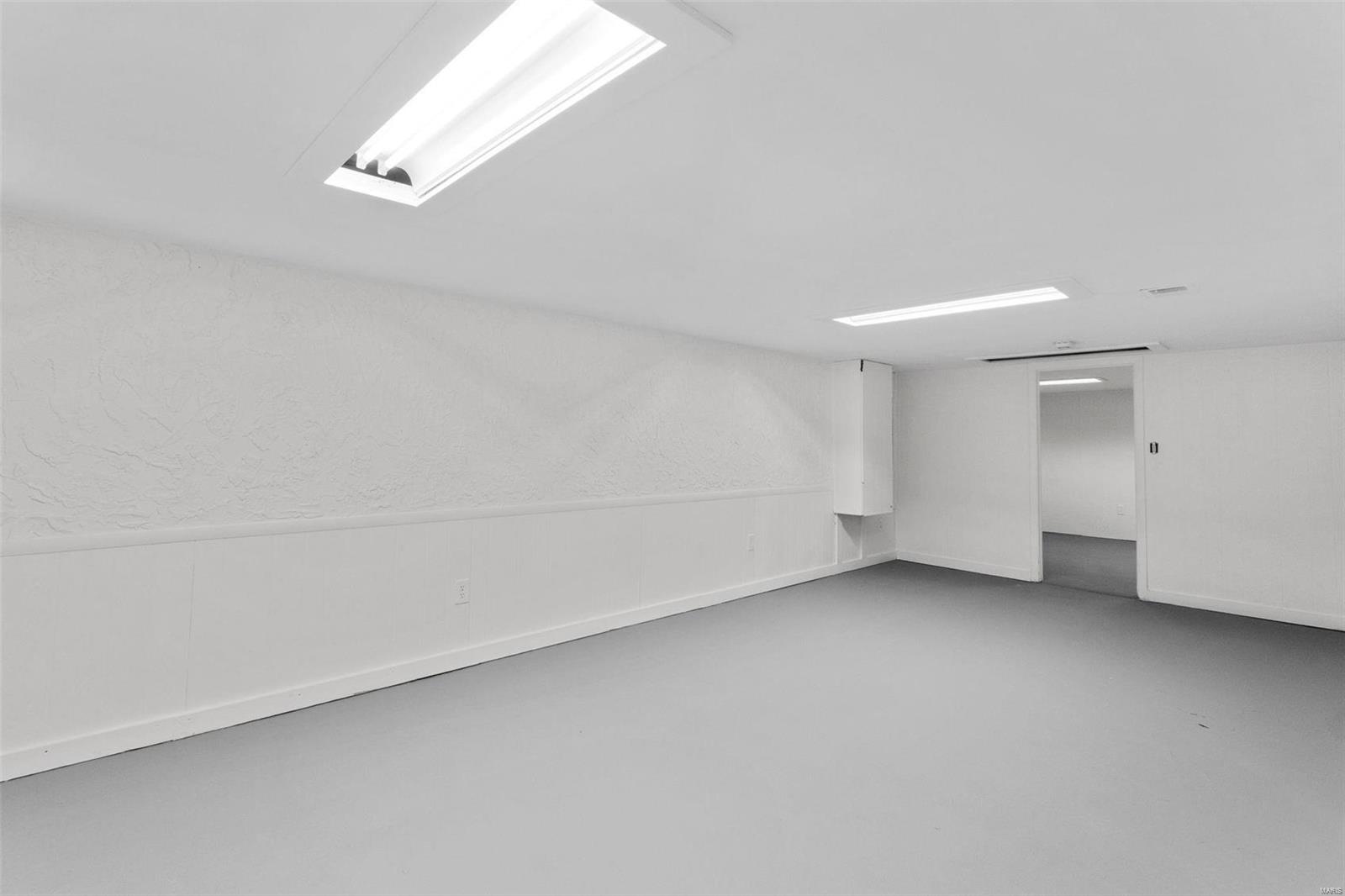 9845 Huntingdon Lane