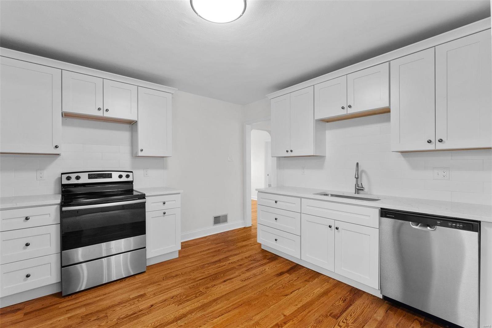 9845 Huntingdon Lane