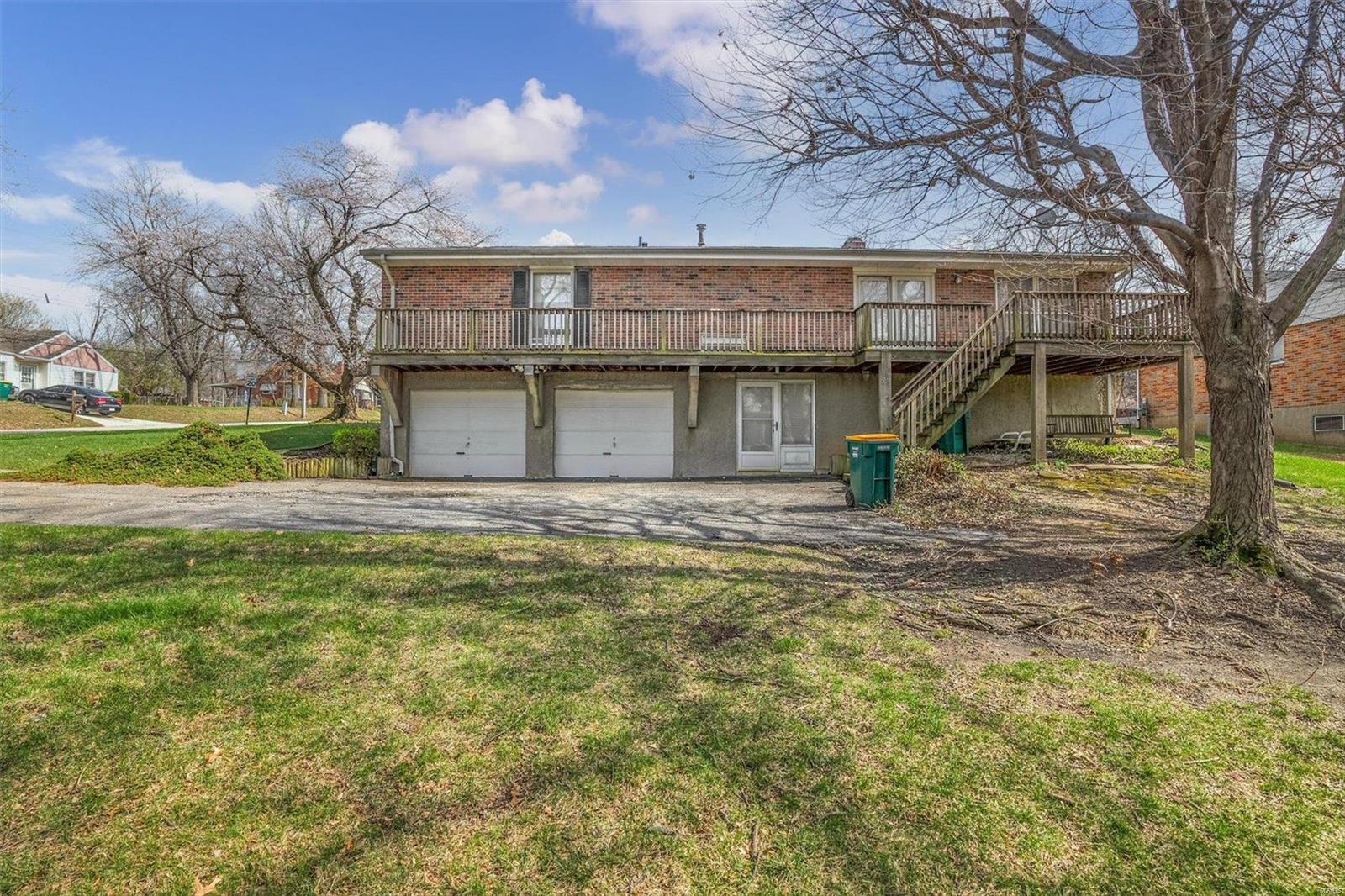 9775 Birch Manor Court