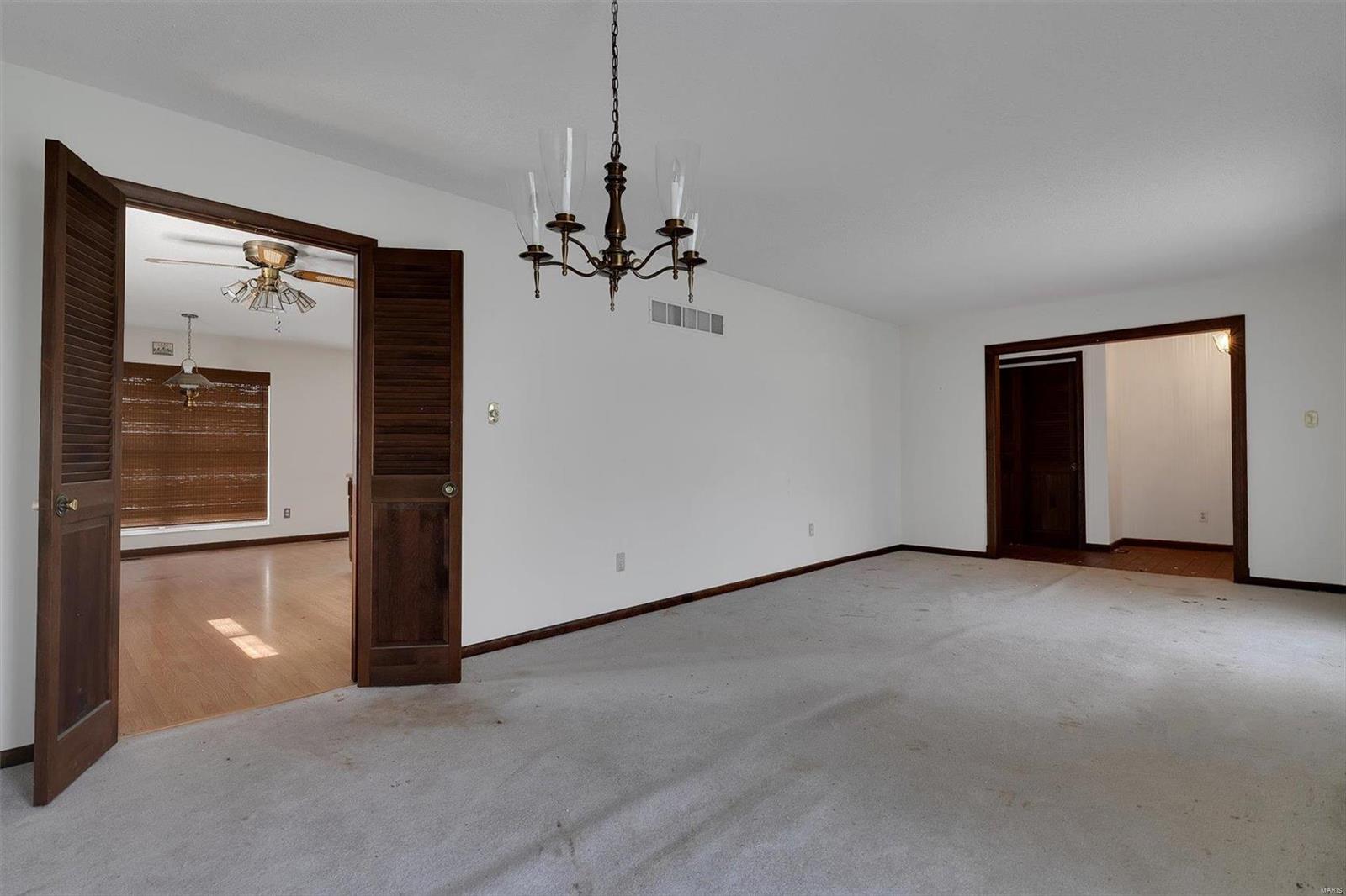 9775 Birch Manor Court