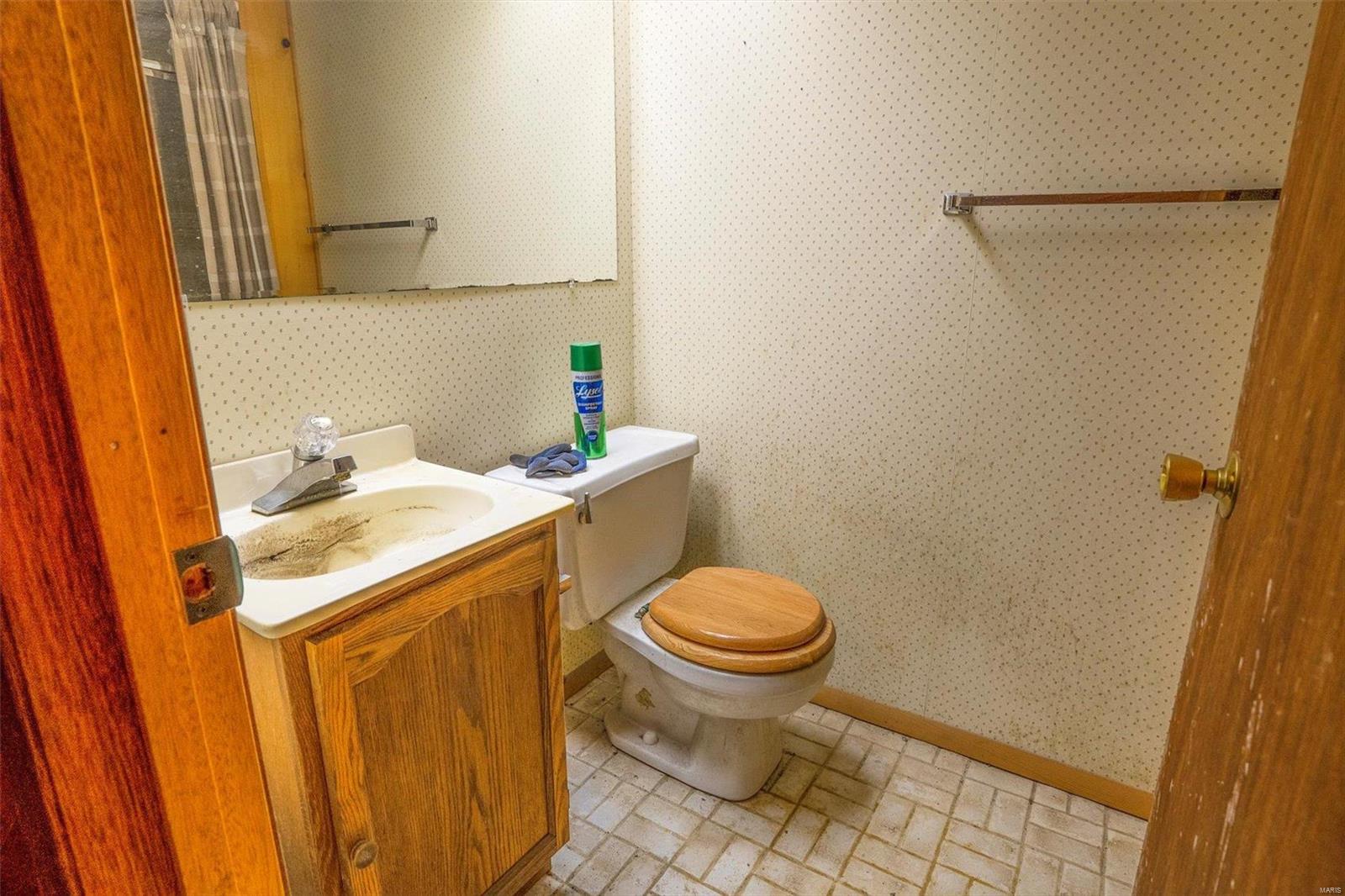 9775 Birch Manor Court