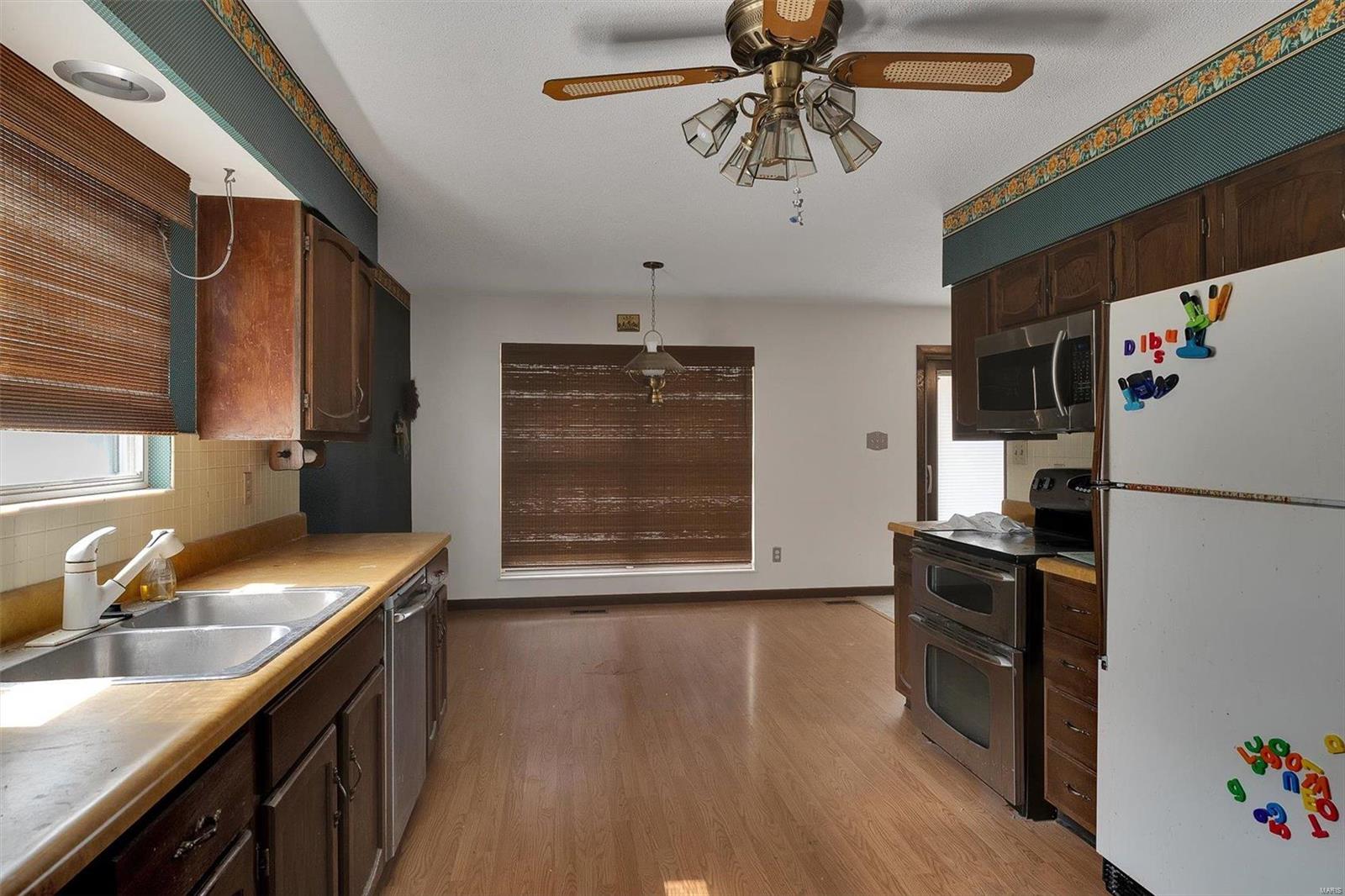 9775 Birch Manor Court