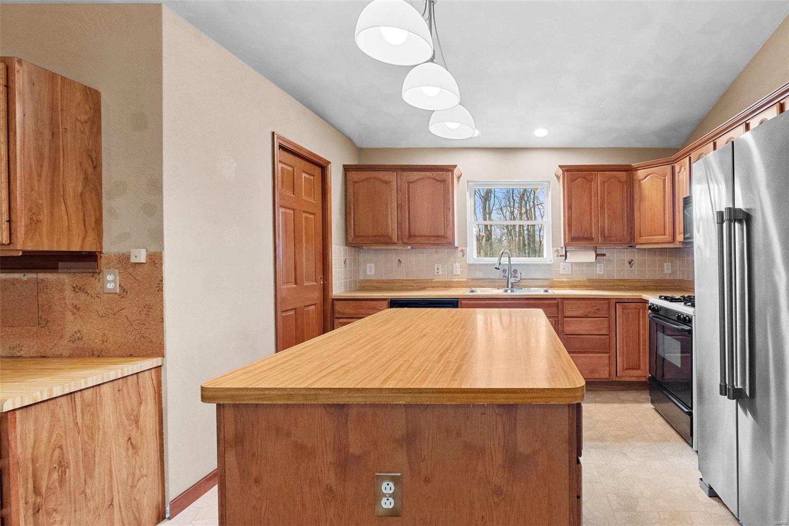 3104 Wild Flower Lane