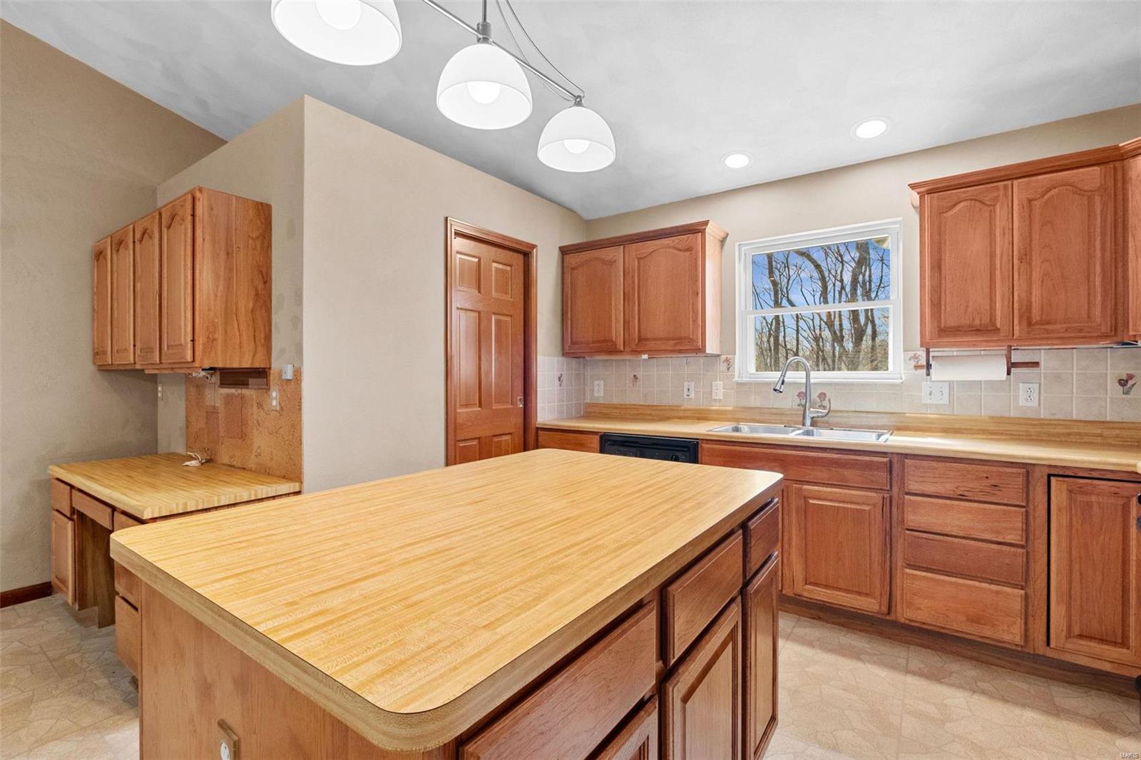 3104 Wild Flower Lane