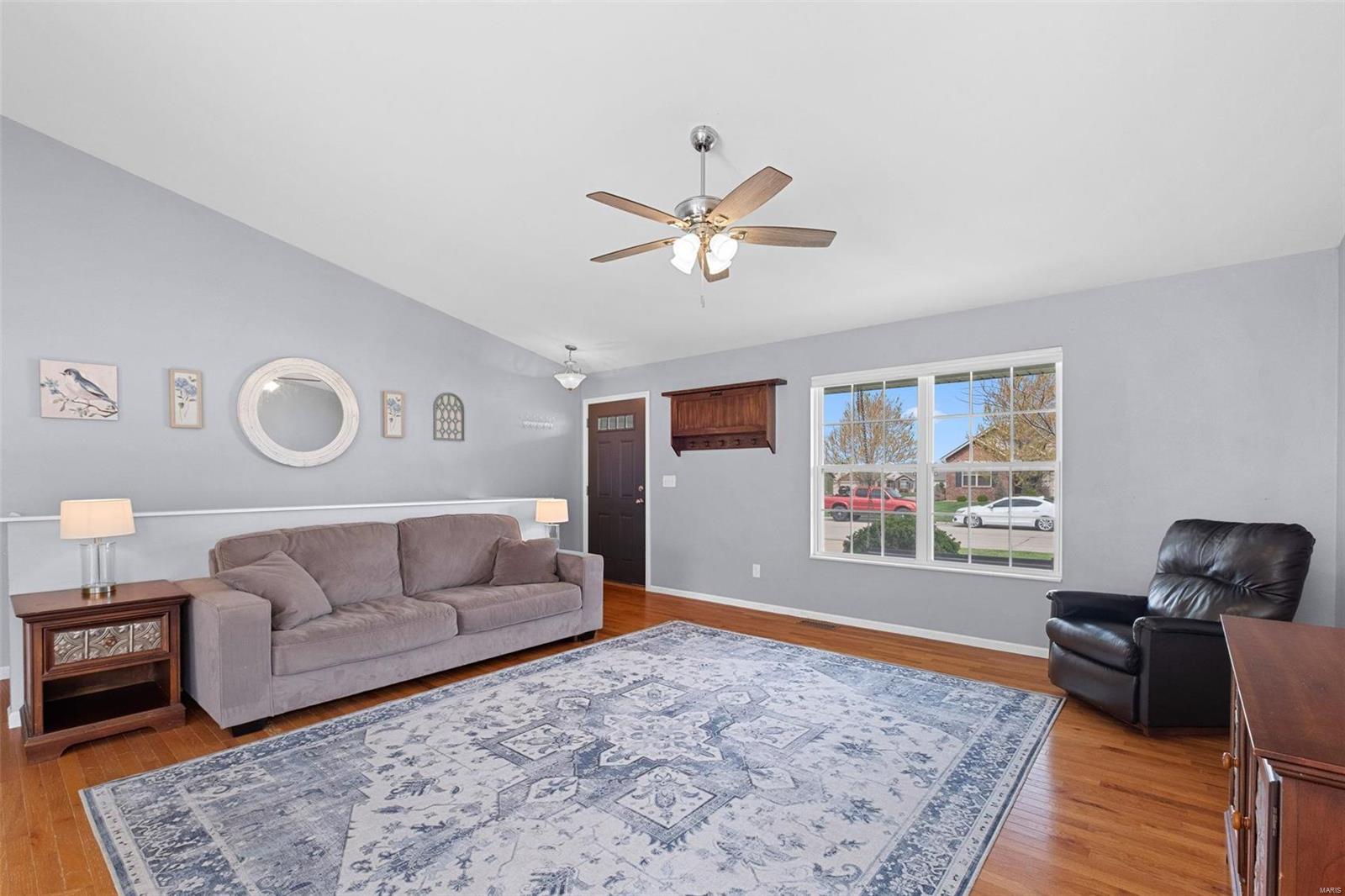 5538 S Woods Manor Drive