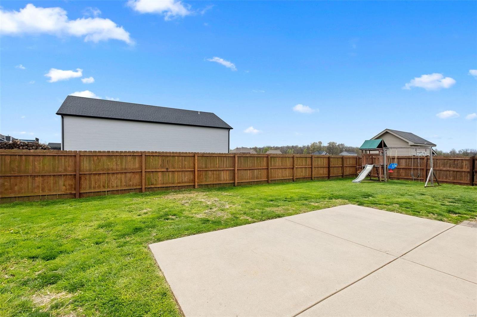 5538 S Woods Manor Drive