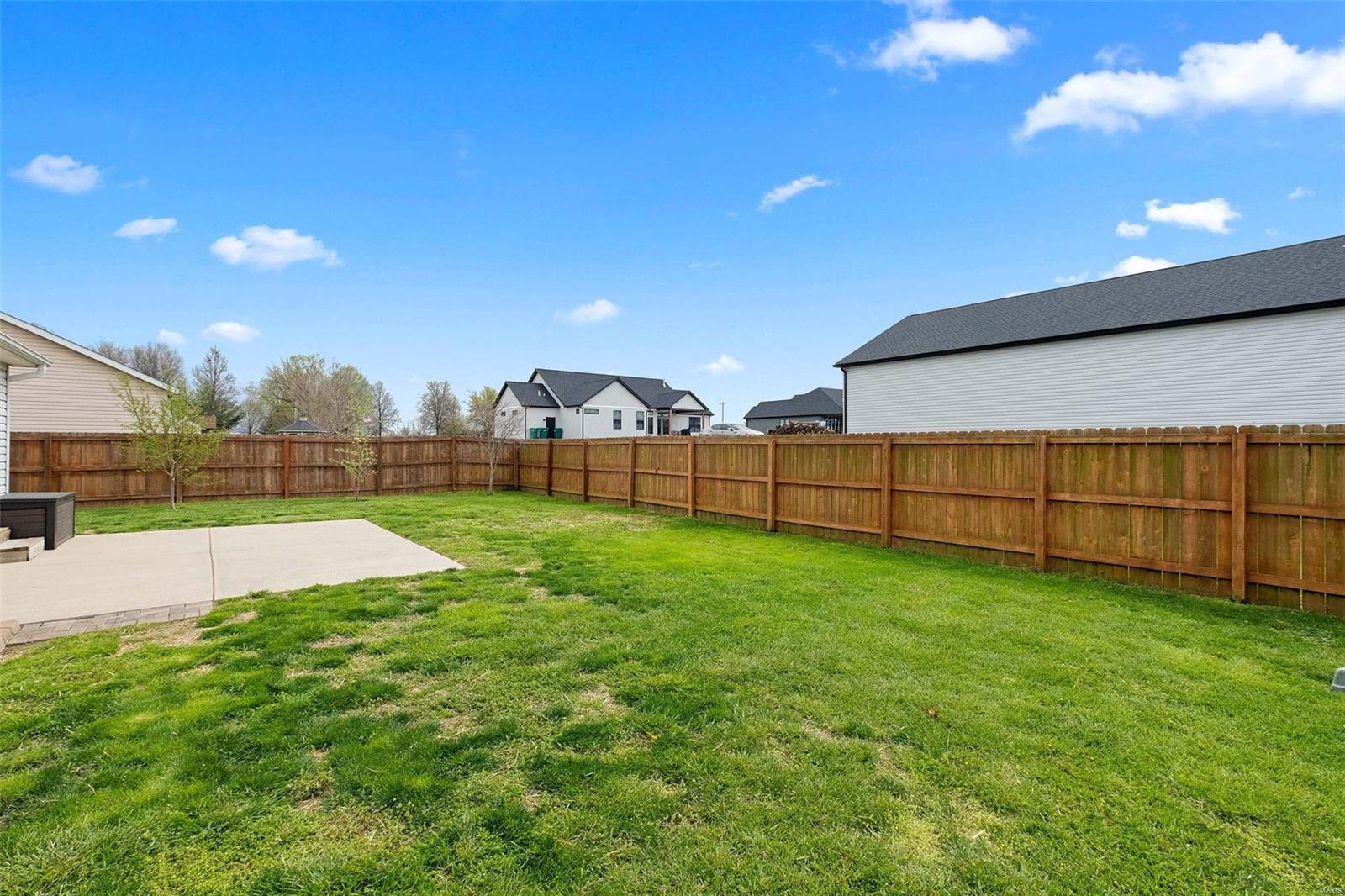 5538 S Woods Manor Drive