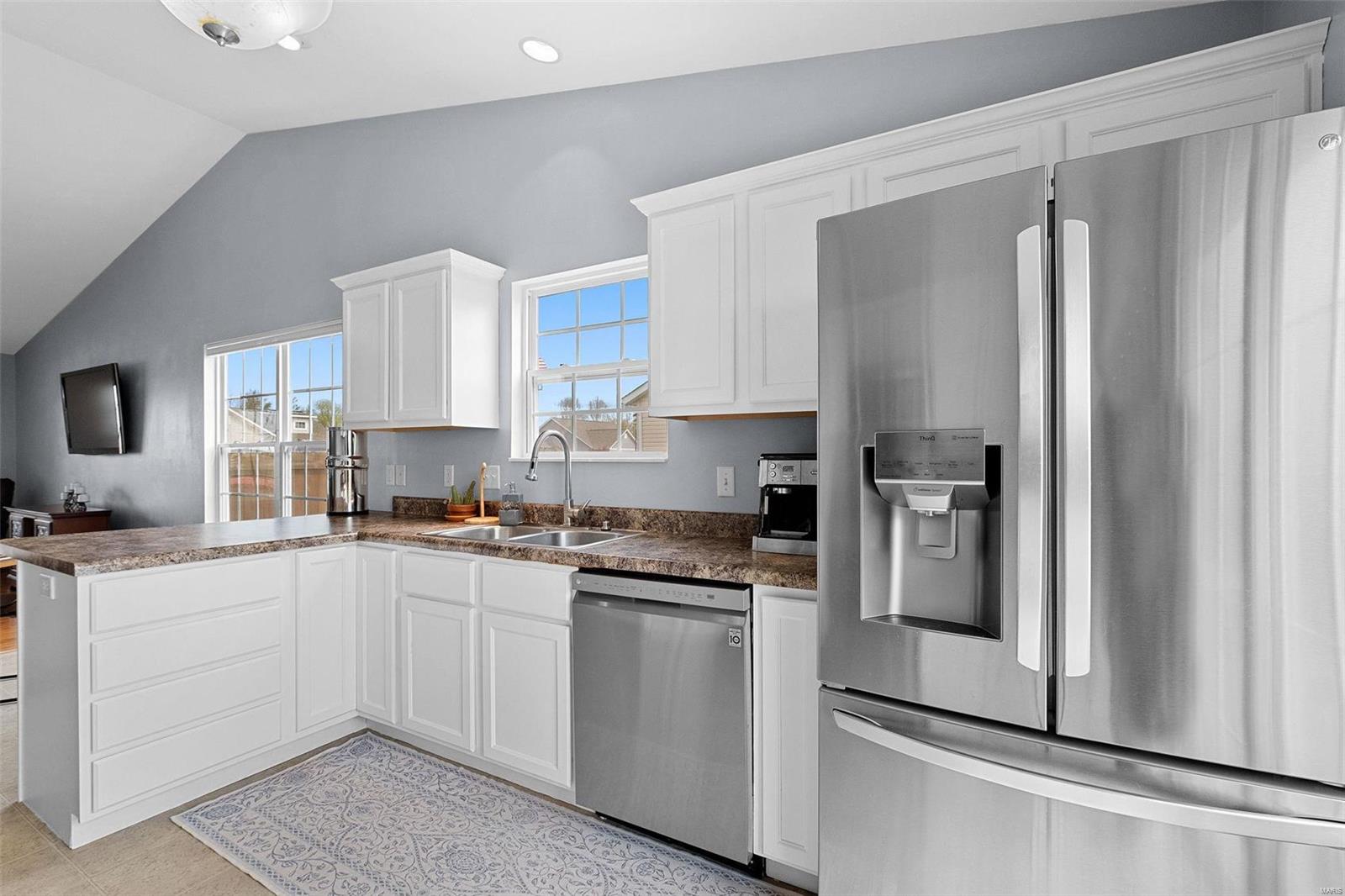 5538 S Woods Manor Drive