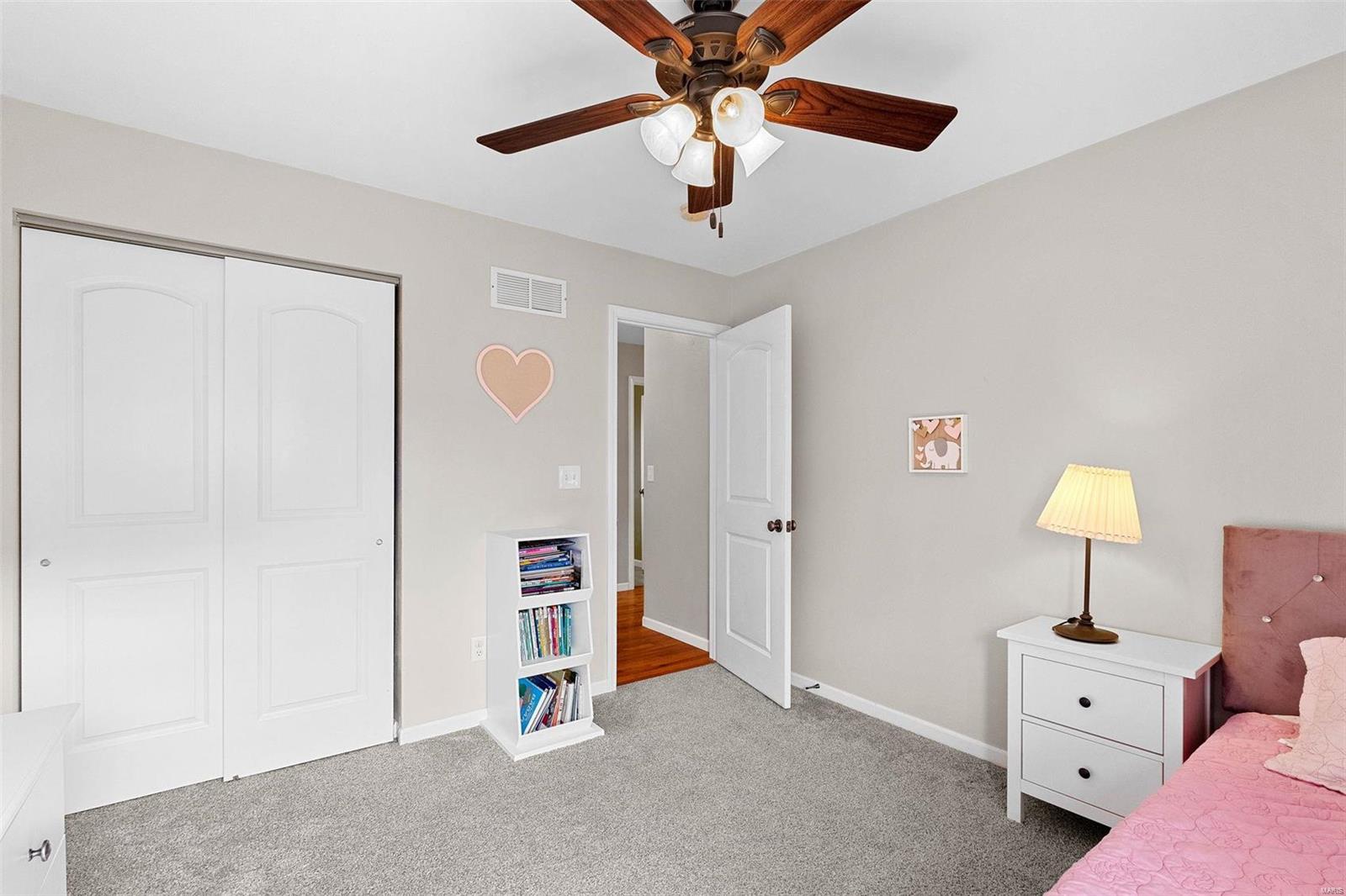 5538 S Woods Manor Drive