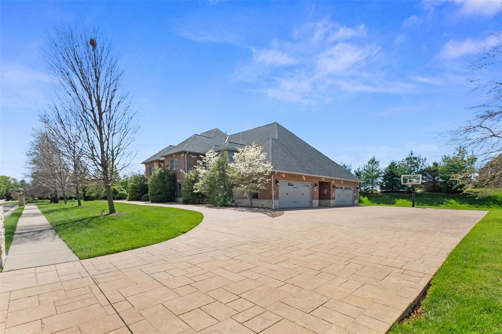 1673 Lancaster Drive