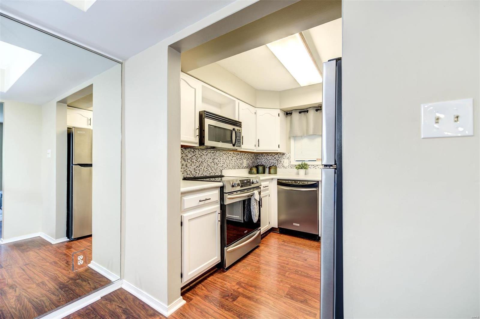 5121 Hollow Wood Court Unit: B