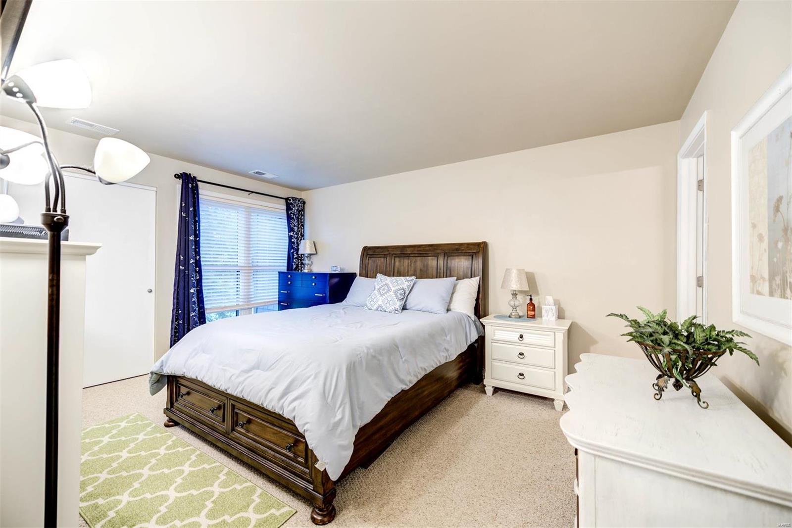 5121 Hollow Wood Court Unit: B