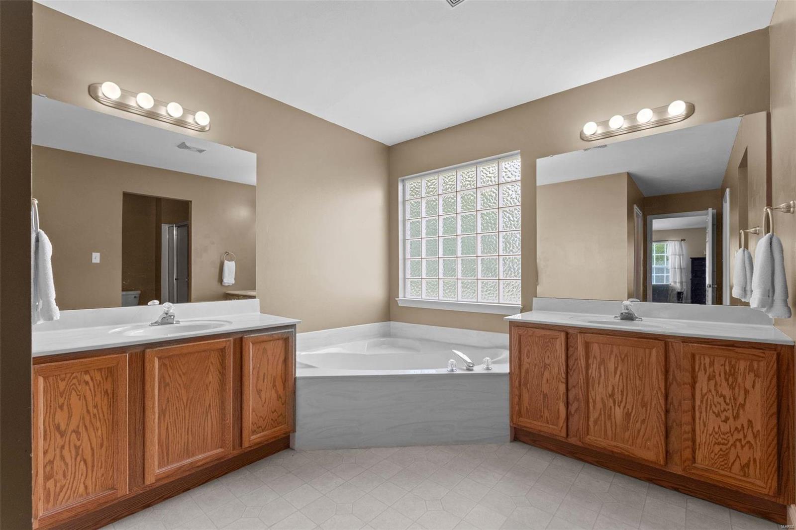 3013 Crimson Oaks Drive