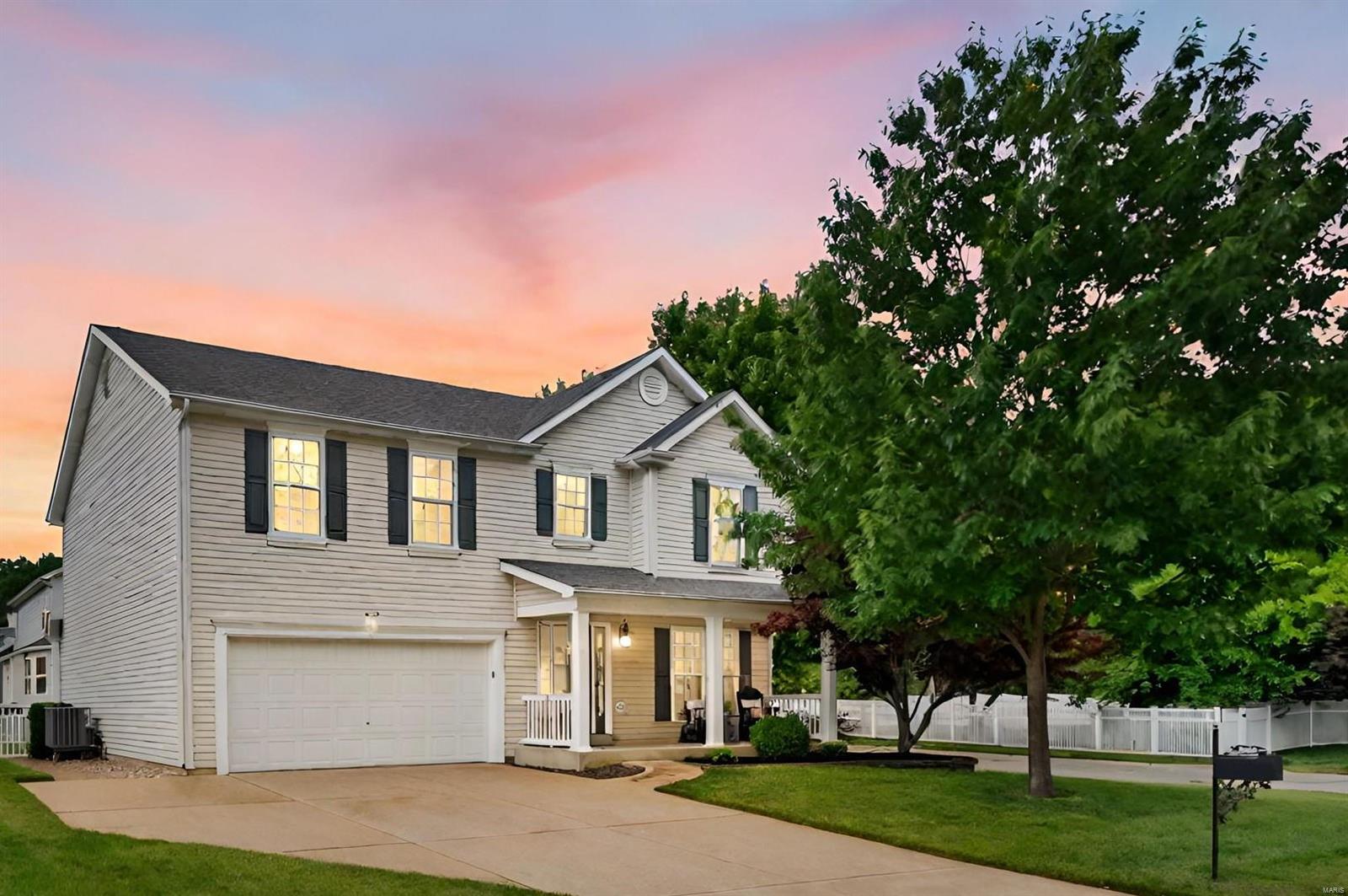 3013 Crimson Oaks Drive