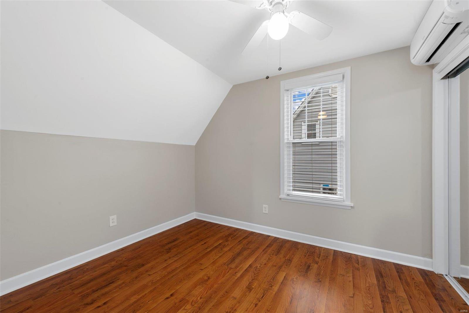 7431 Lohmeyer Avenue