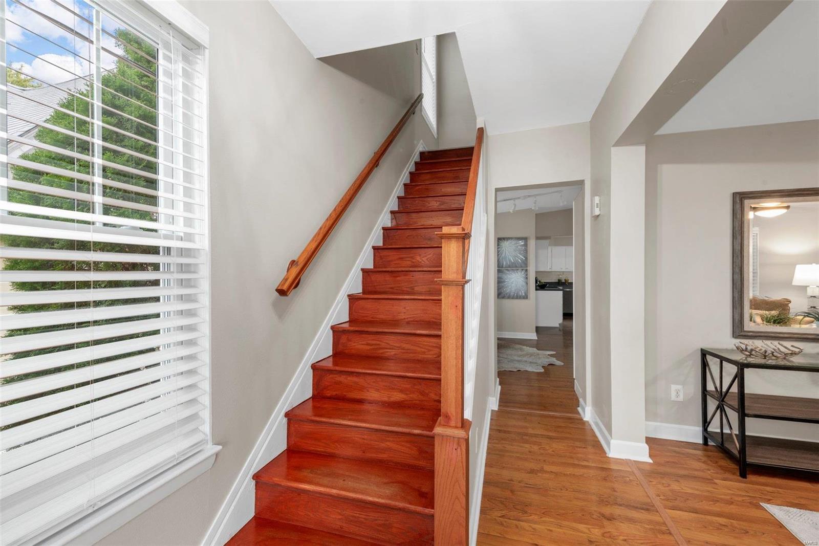 7431 Lohmeyer Avenue