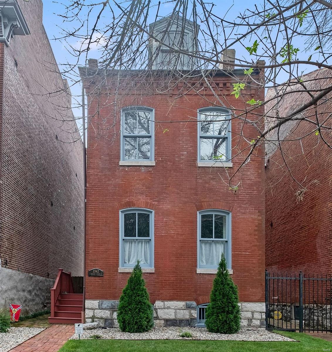 2342 Hickory Street