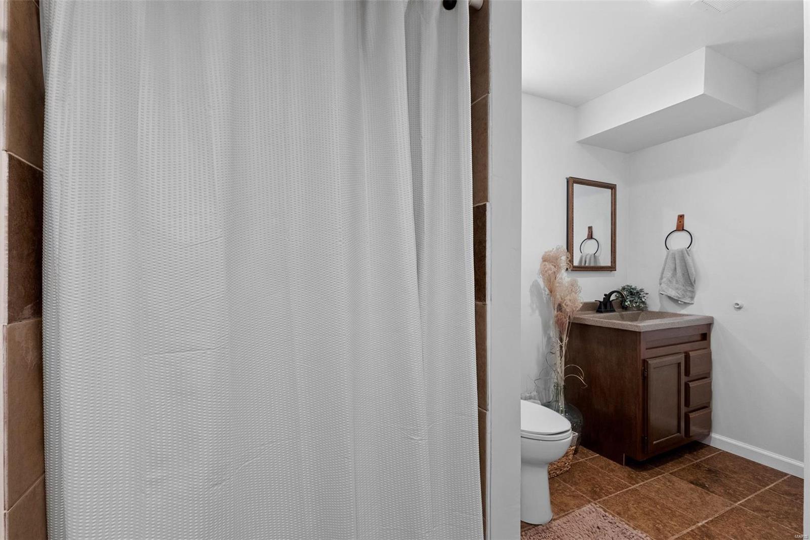 3804 Dorchester Court