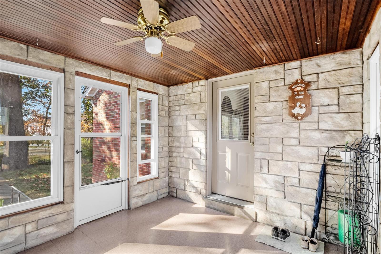 938 E Washington Street