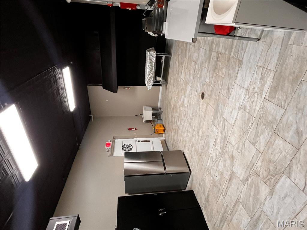 3225-3227 Chippewa Street