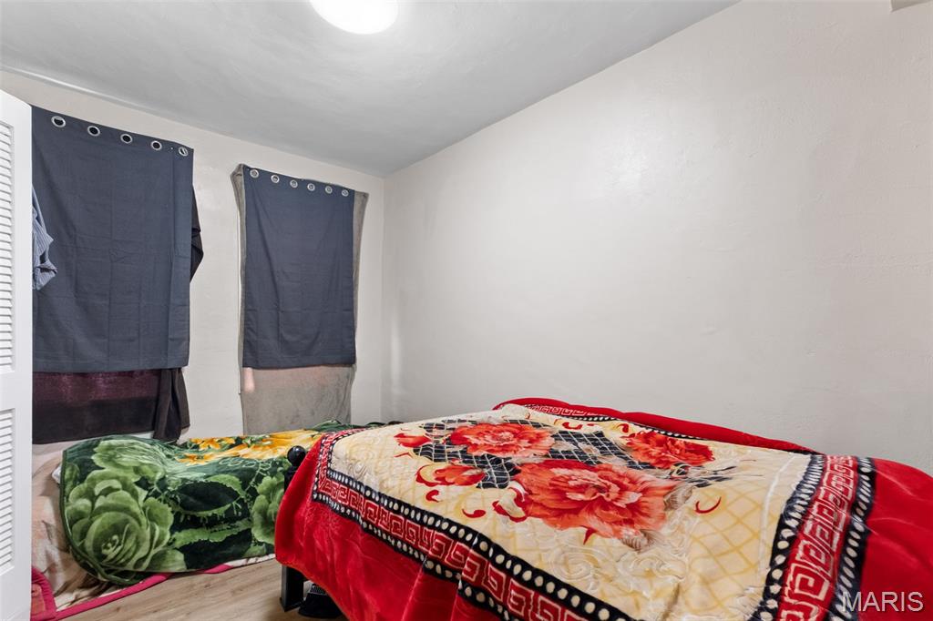 3225-3227 Chippewa Street