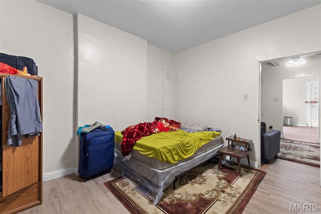 3225-3227 Chippewa Street