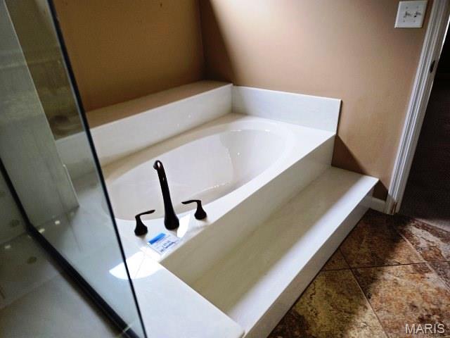 778 Queens Court Place