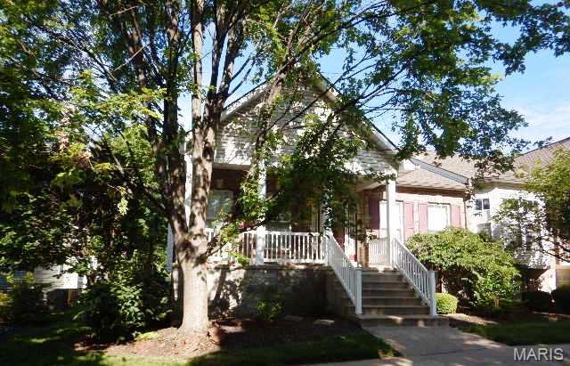 778 Queens Court Place